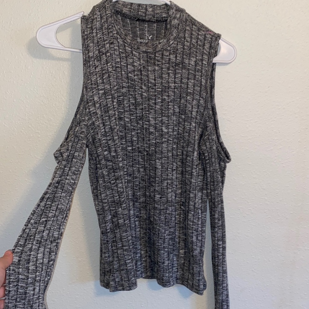 American Eagle Large high neck top with cut off shoulder